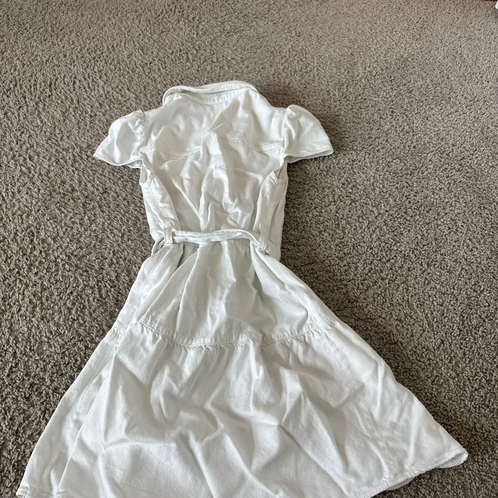 White Alice and Olivia Dress with Belt - Picture 3 of 3